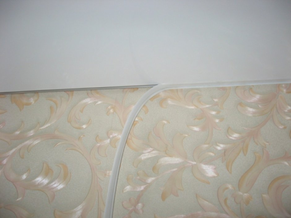 Плинтус потолочный VD 13 G