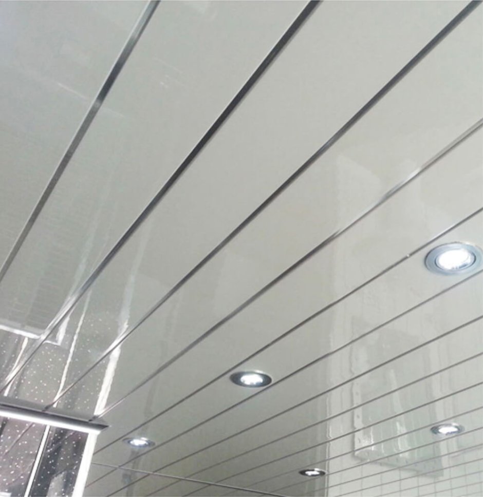 Реечный подвесной потолок Армстронг