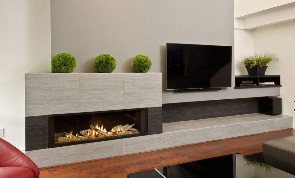 Современная стенка с встроенным камином