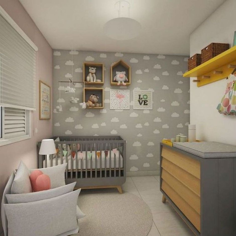 Квадратная детская комната для малыша