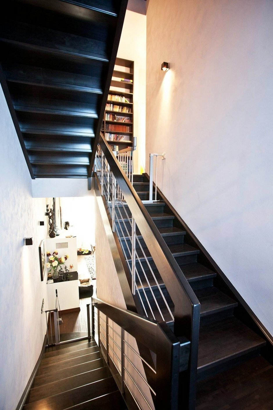 Лестница в Тини хаусе