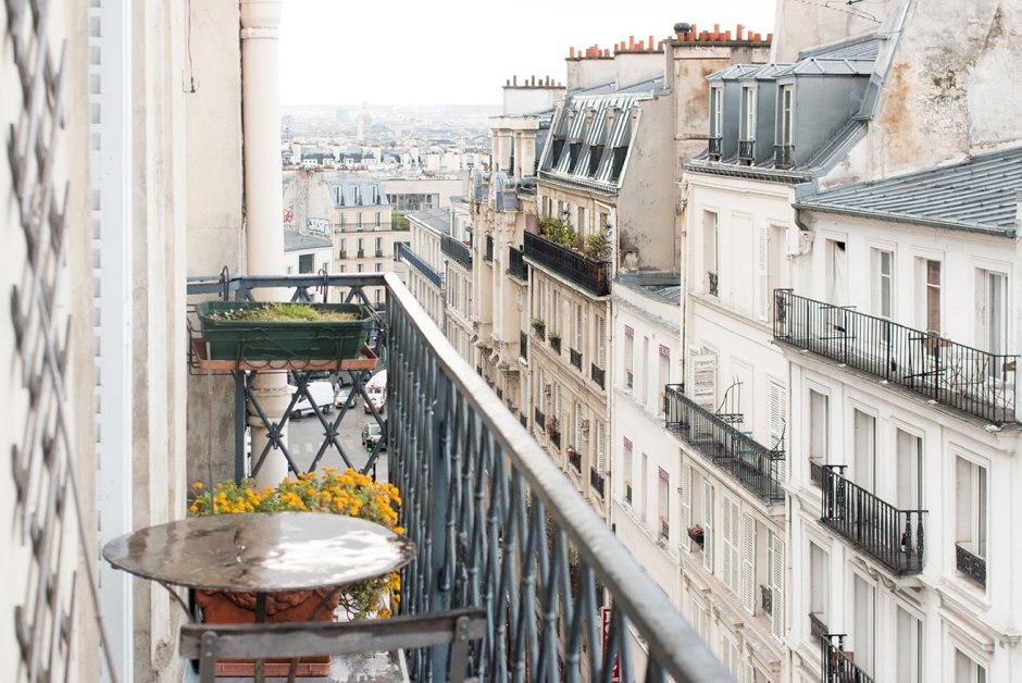 Франция вид с балкона