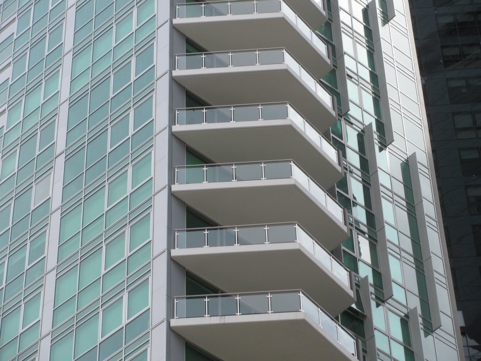 Ограждения балконов в многоэтажных домах
