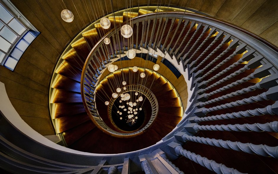 Капитолий Вашингтон винтовая лестница