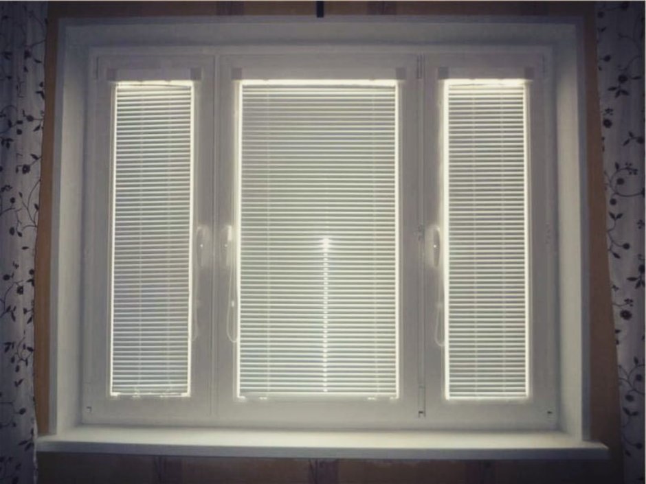 Жалюзи на стекло