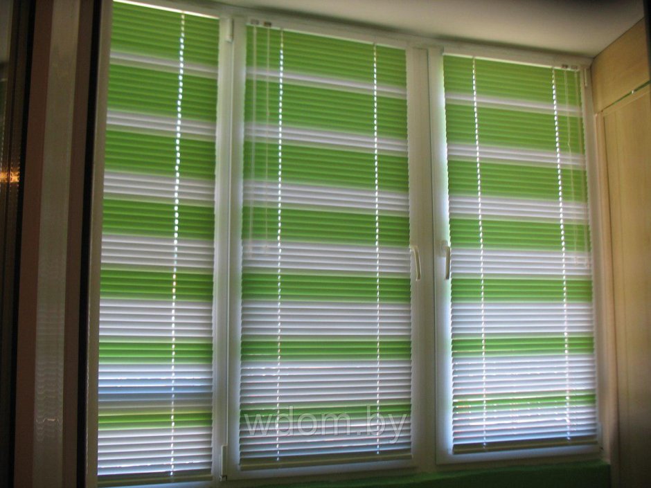 Жалюзи на окна горизонтальные на стекло
