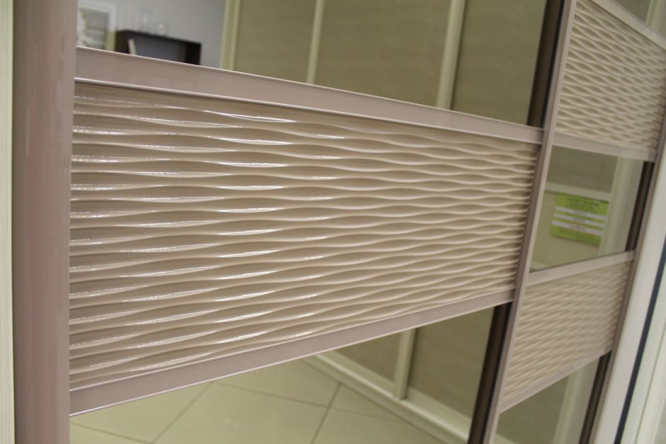 Шкафы с перфорированными фасадами