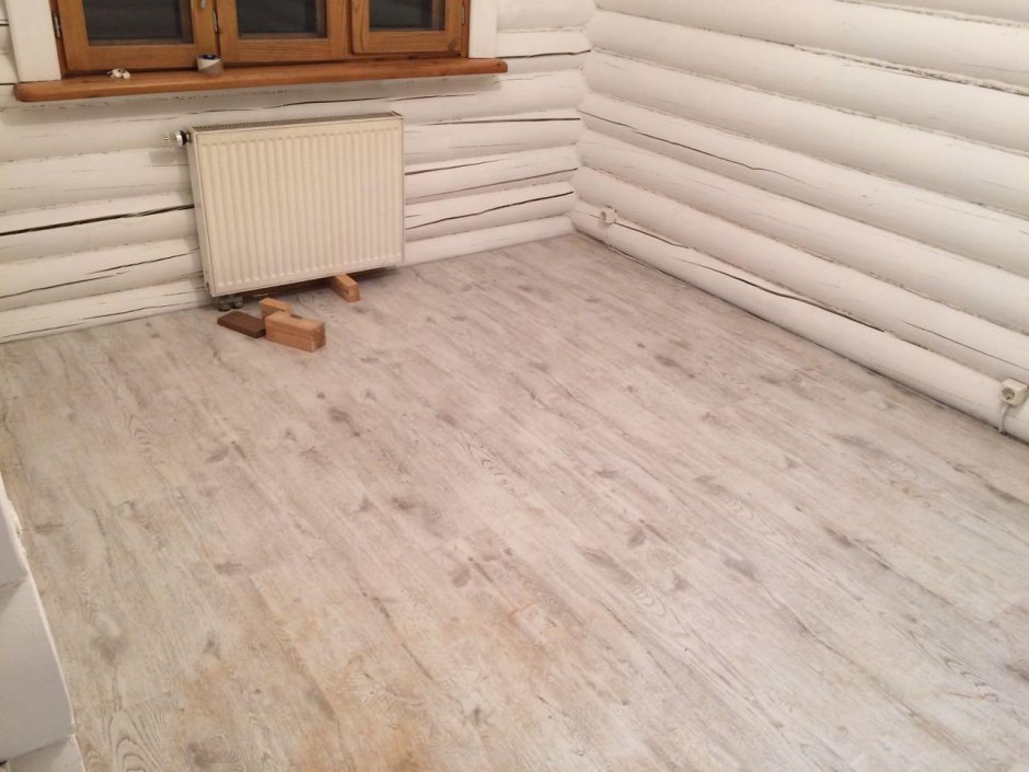 Ламинат в деревянном доме