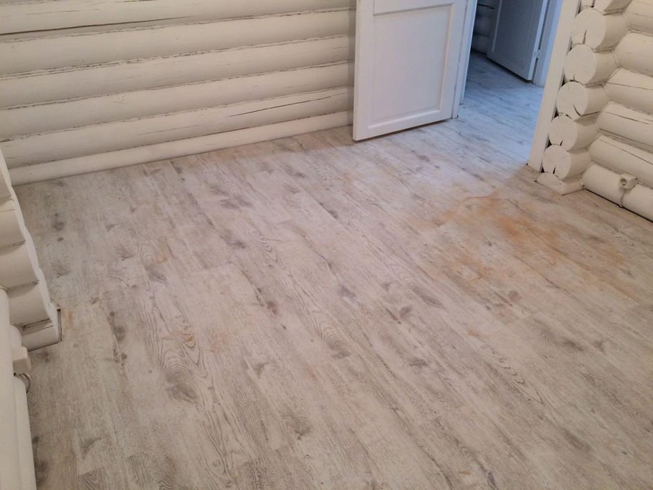 Ламинат в брусовом доме