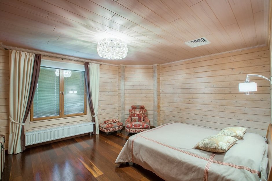 Потолки из вагонки в доме