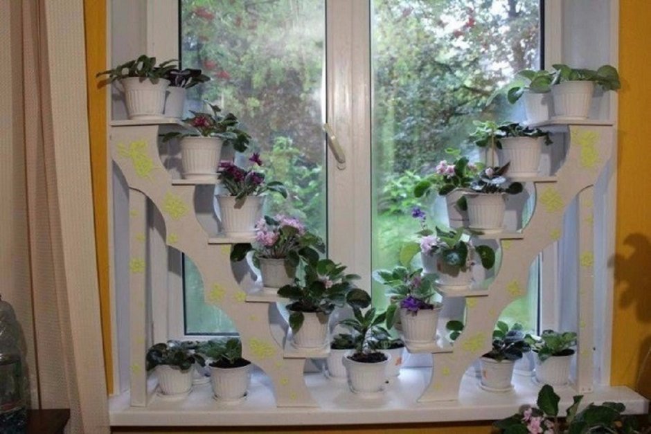 Этажерка для цветов