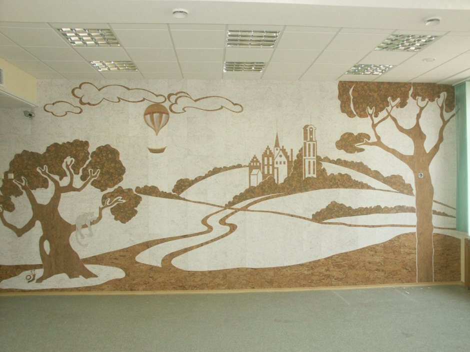 Пробковая стена в интерьере гостиной