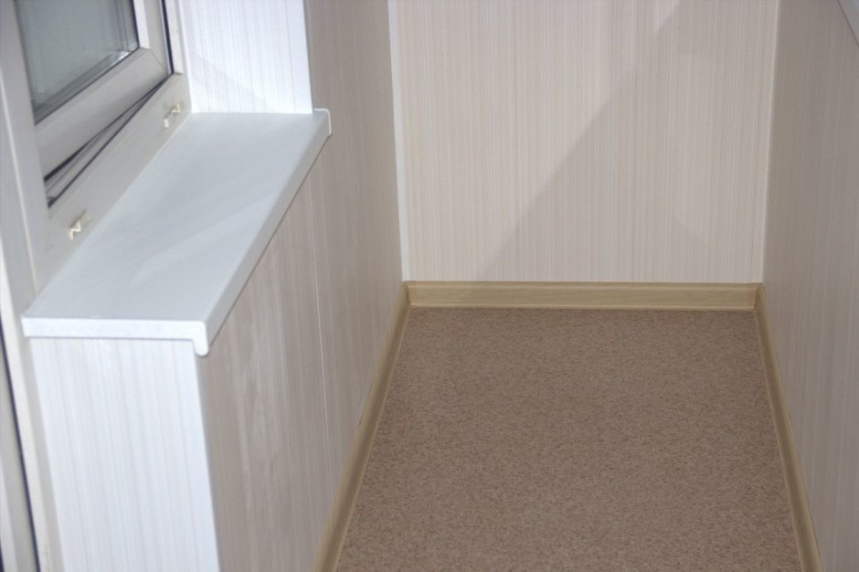 Ламинированные панели ПВХ для балкона