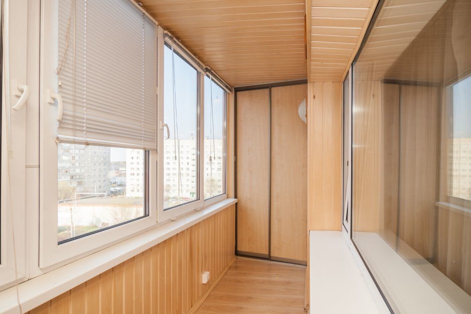 Отделка балкона МДФ