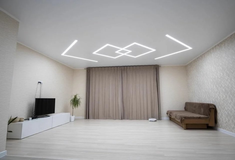 Световые линии на натяжном потолке