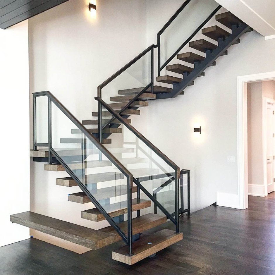 Лестница лофт монокосоур