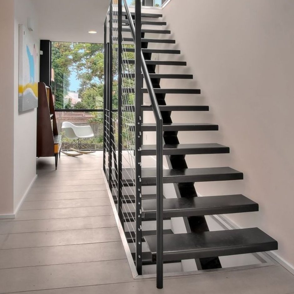 Металлическая лестница
