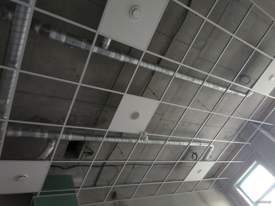 Потолок Армстронг 600х600 вытяжка