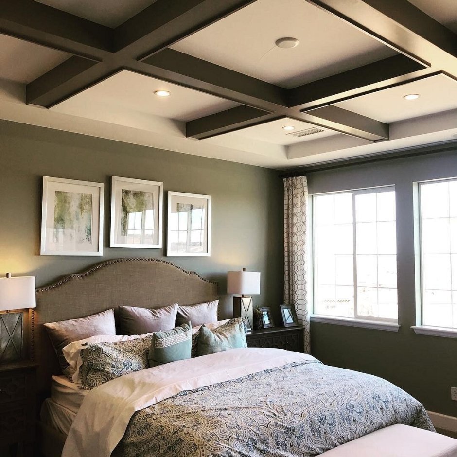 Спальня с балками