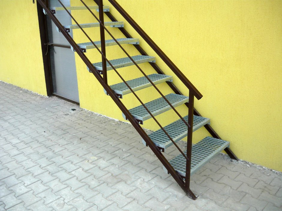 Металлическая лестница