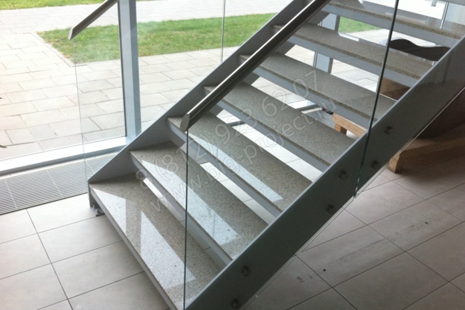 Металлоконструкции лестниц лм1