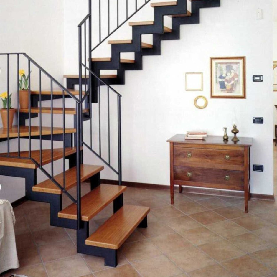 Металлическая лестница