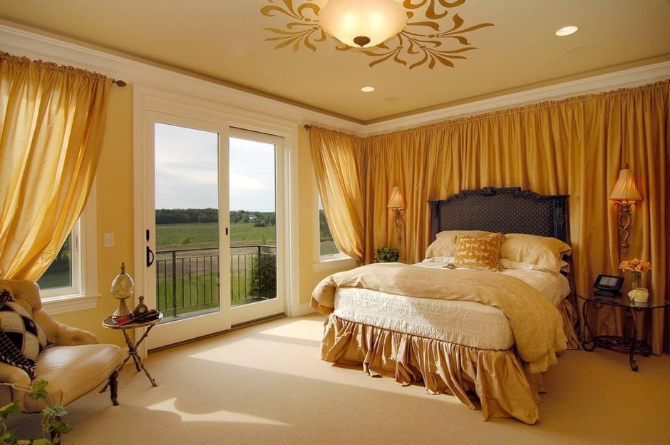 Окно в спальне