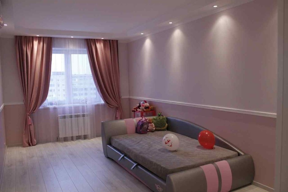 Потолочные шторы в зал