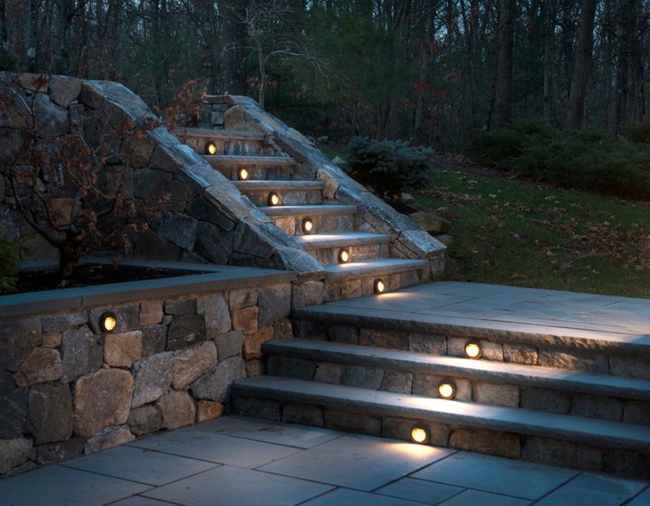 Освещение лестницы