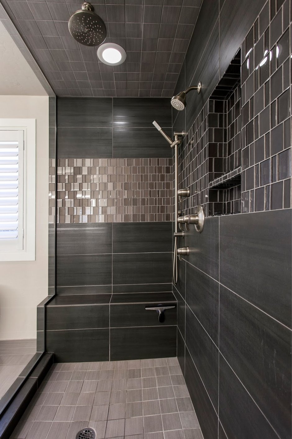 Душевая комната