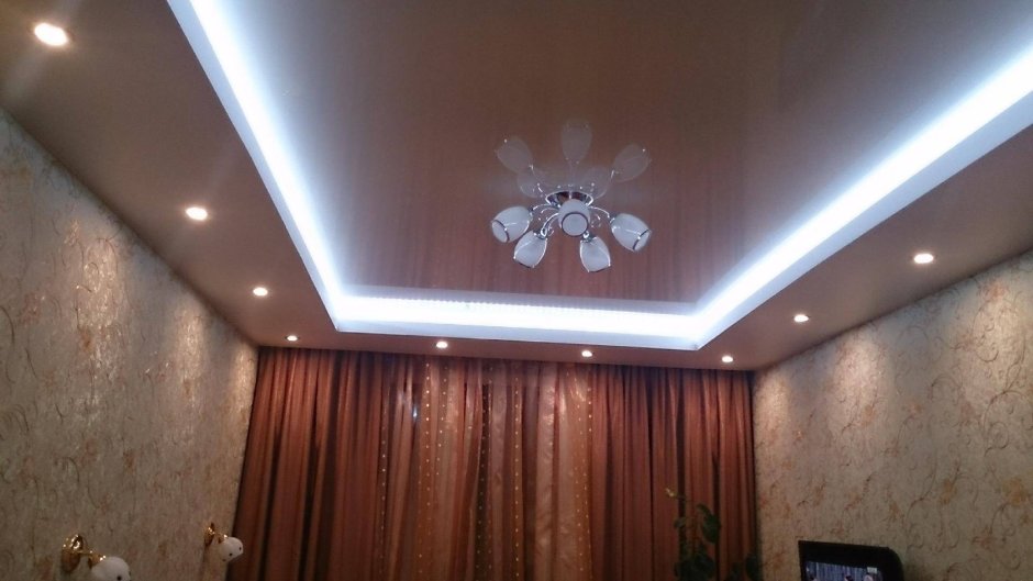 Двухуровневые потолки с подсветкой с рассеивателем