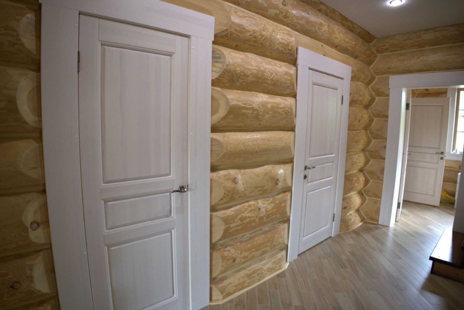 Двери межкомнатные деревянные белые