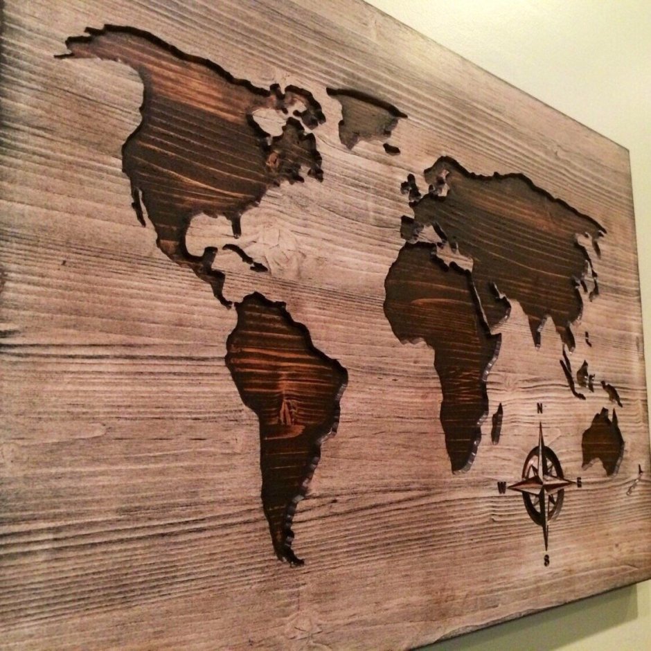 Деревянное панно карта мира
