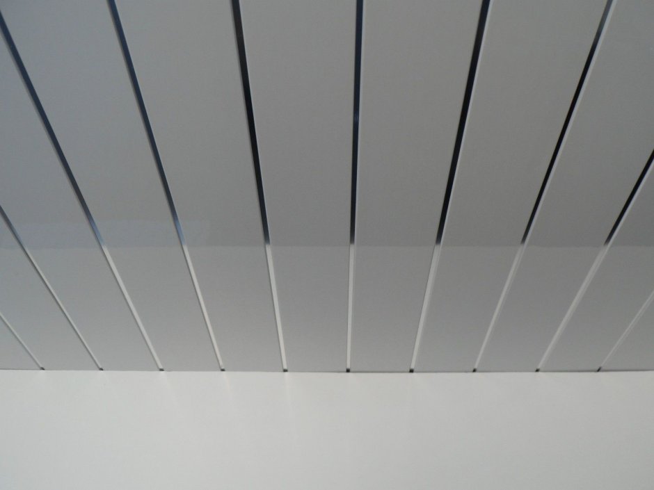 Белые пвх панели для потолка