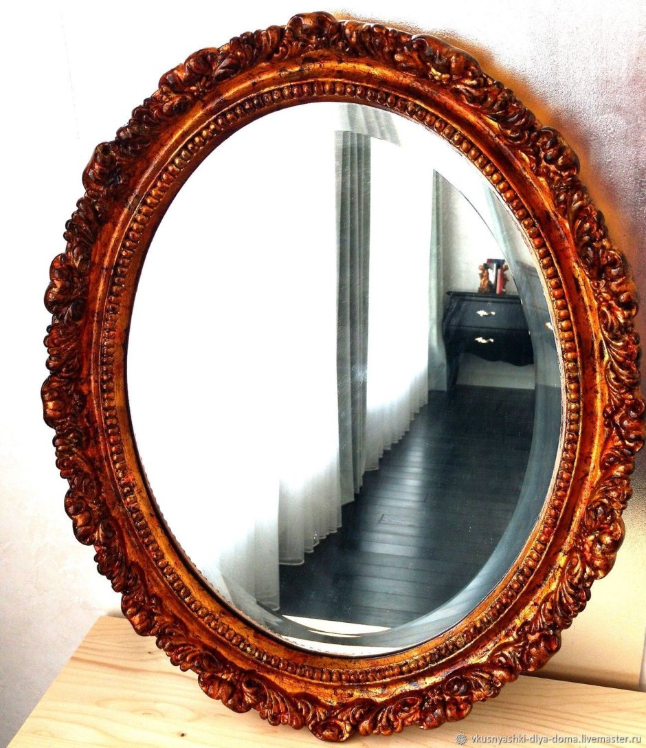 Резная рама для зеркала