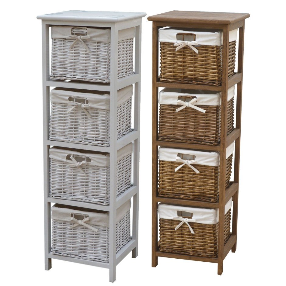 Коробки на полках