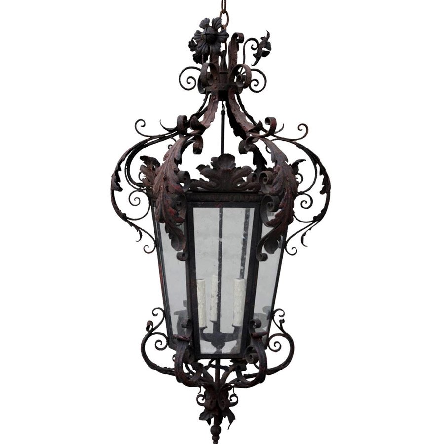 Старинный подвесной фонарь