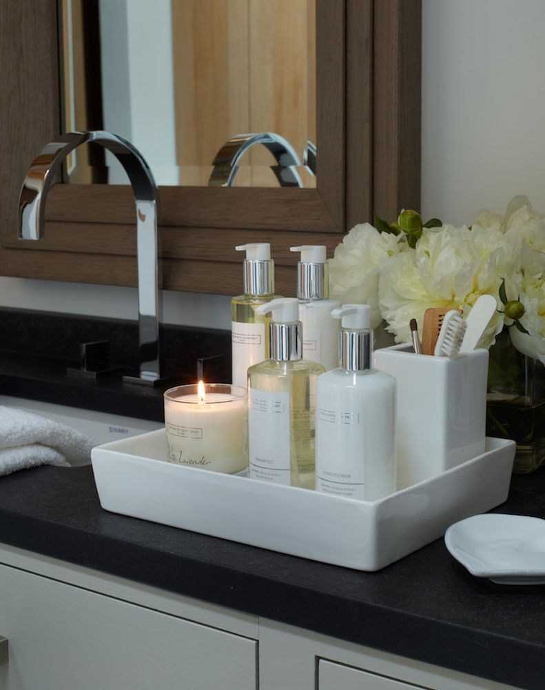 Черные аксессуары для ванной комнаты наборы