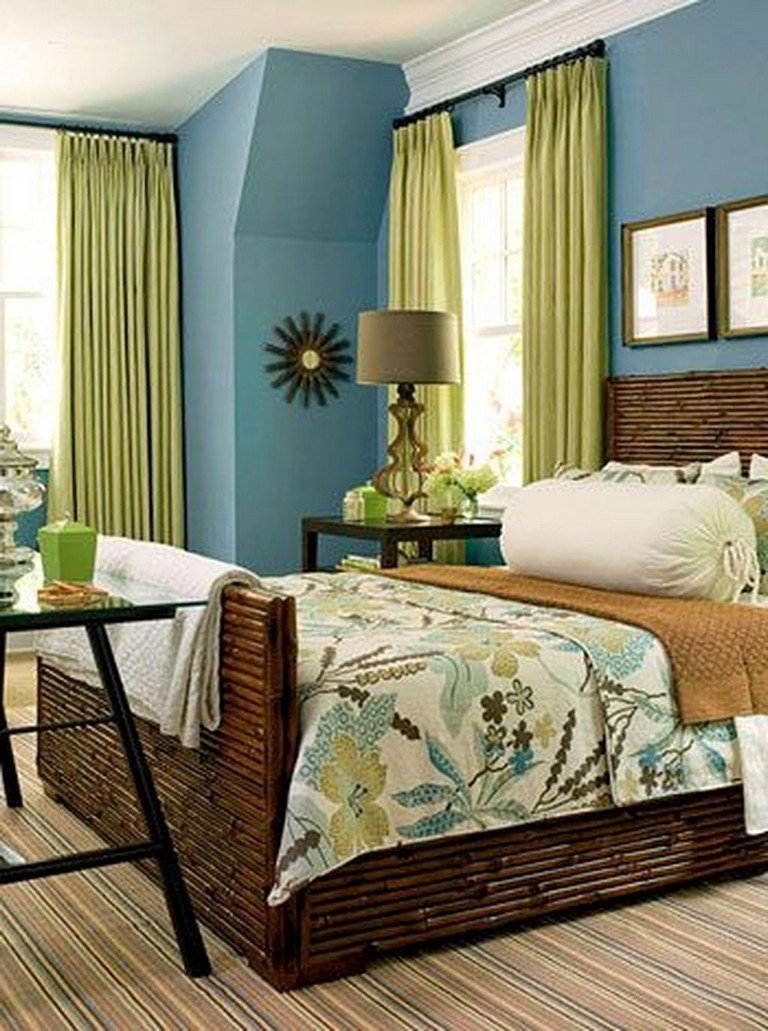 Спальня в сине зеленых тонах
