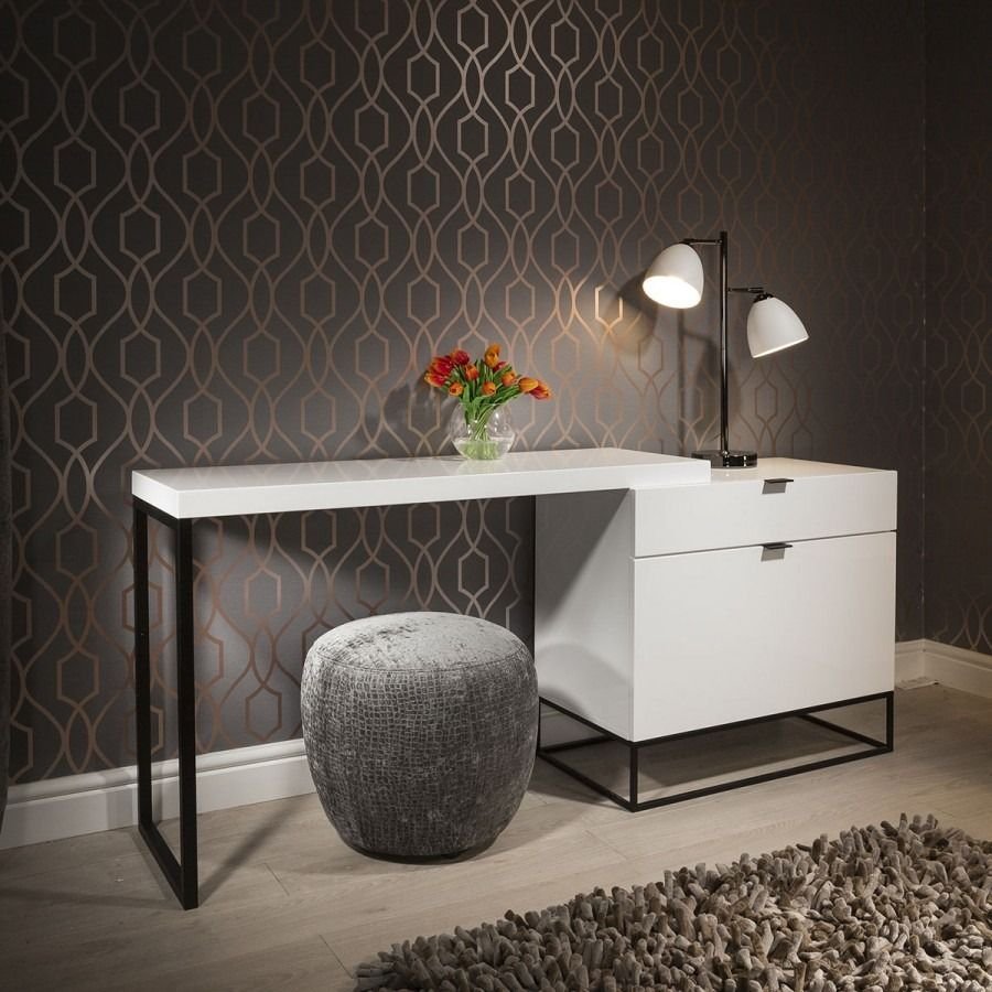 Комод с рабочим местом