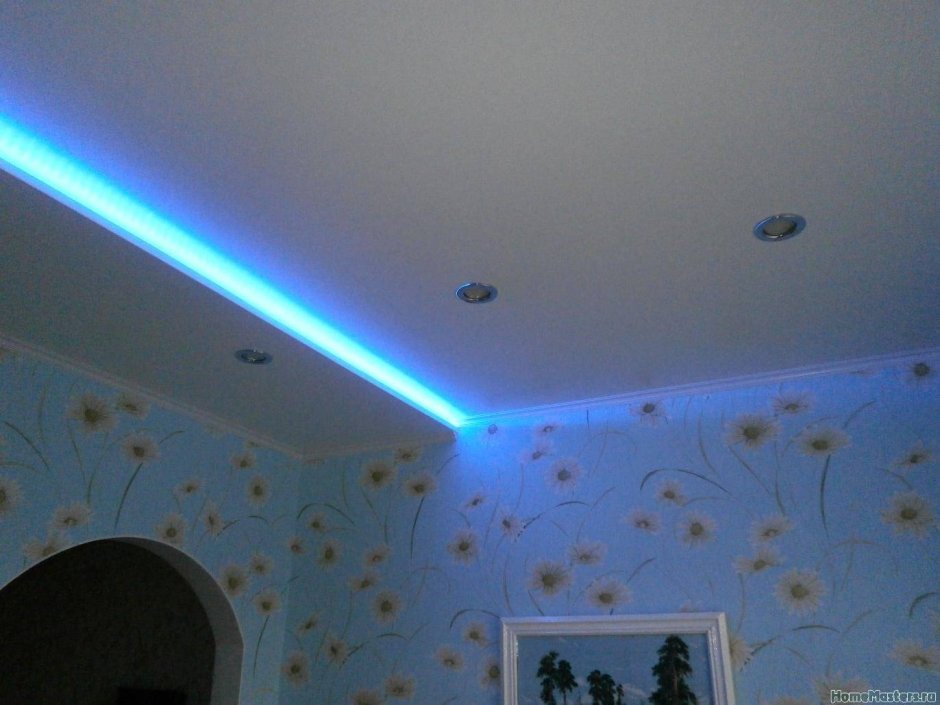 Потолок из пластика с подсветкой