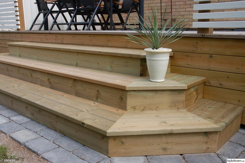 Ступеньки для беседки