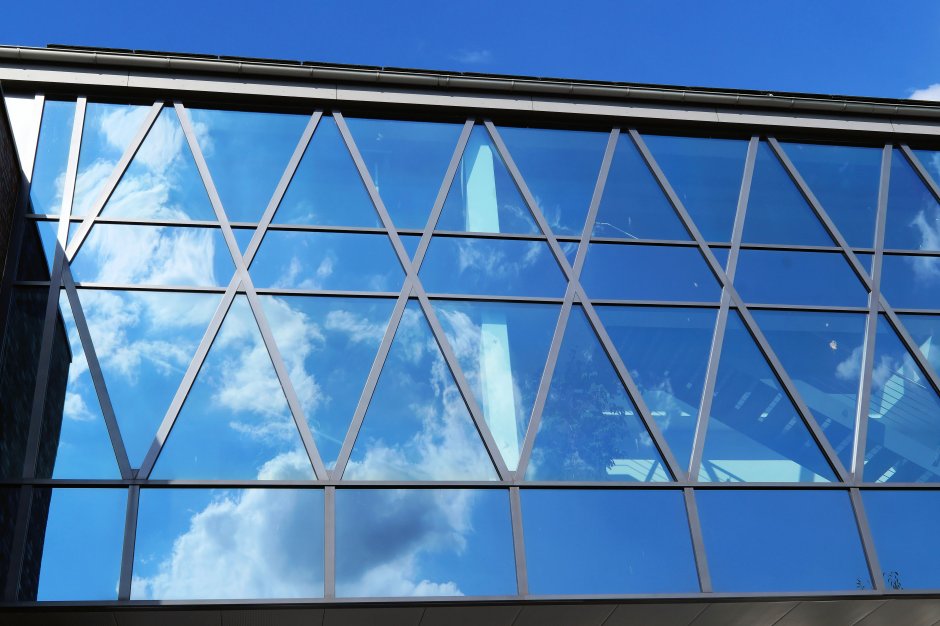 Алюминиевые стеклянные окна