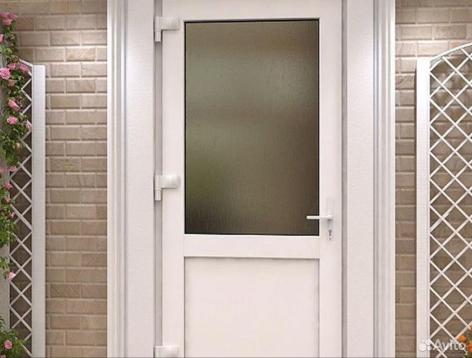 Пластиковые двери