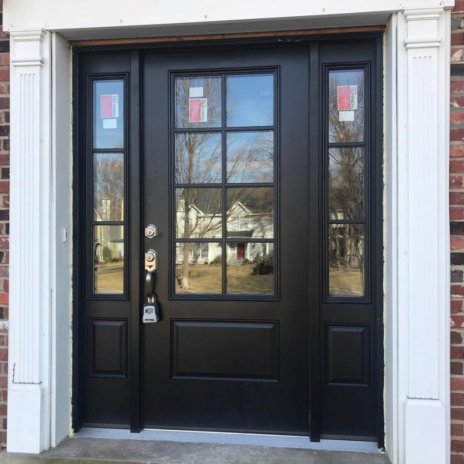 Дверь ПВХ входная золотой дуб