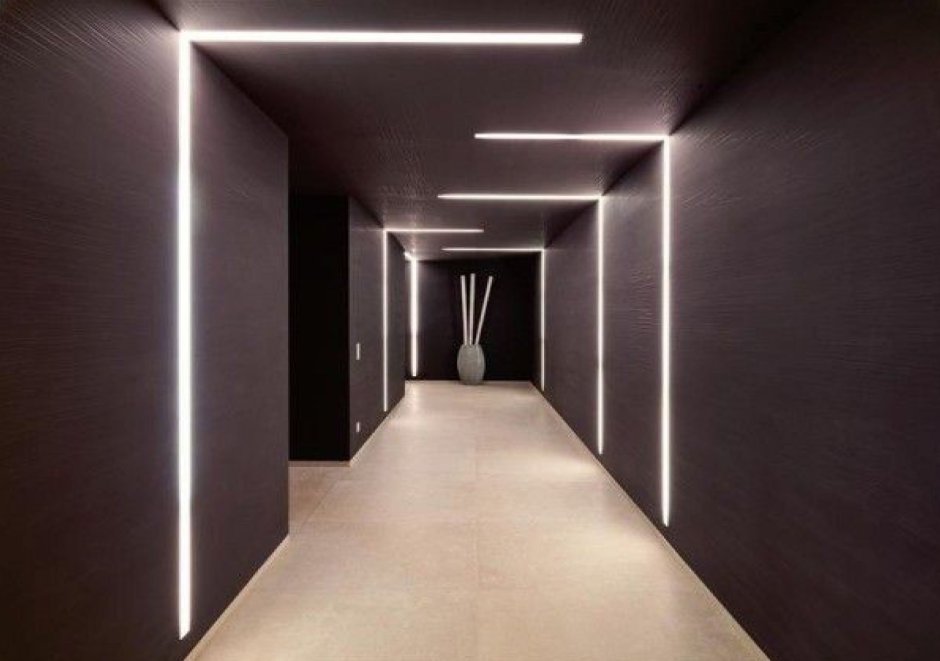 Освещение в коридоре