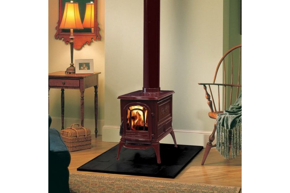 Камины для загородного дома чугунные