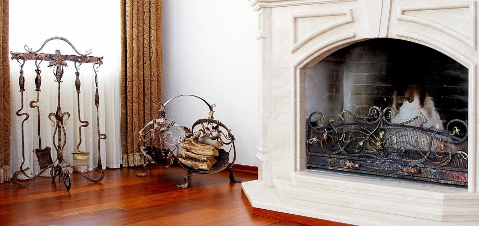 Камин из металла