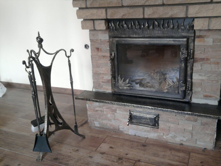 Кованый декор для камина