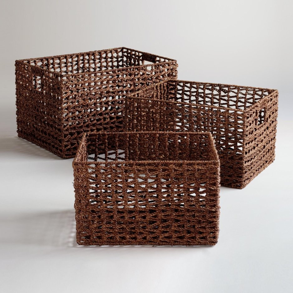 Плетеный стеллаж для ванной